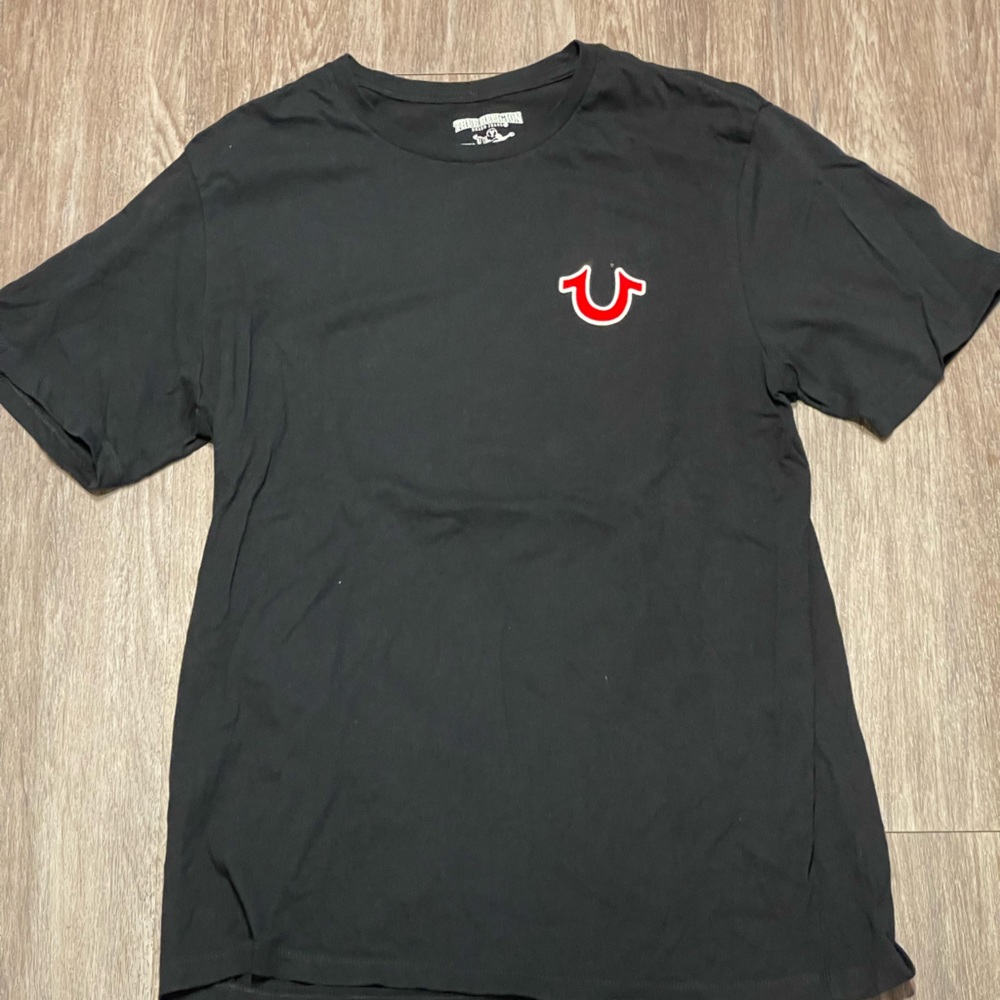 Brand: True Religion 
Size: Large
Condition: Good